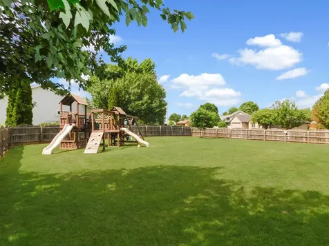 1633 Wildwind Court Rockton IL 61072