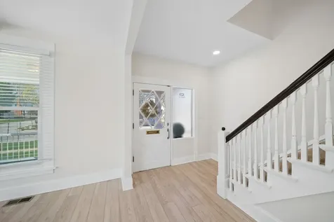 323 South Hale Street Wheaton IL 60187