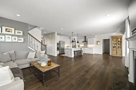 149 Cranbrook Lane Hawthorn Woods IL 60047