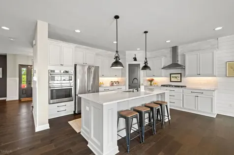 149 Cranbrook Lane Hawthorn Woods IL 60047