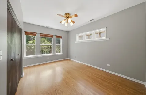 6143 North Glenwood Avenue Chicago IL 60660