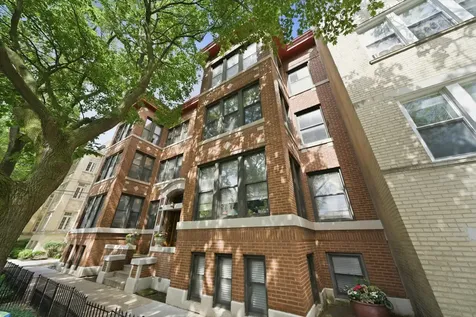 6143 North Glenwood Avenue Chicago IL 60660