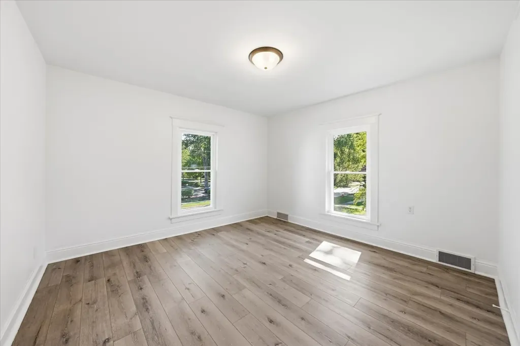 311 North Avenue Naperville IL 60540