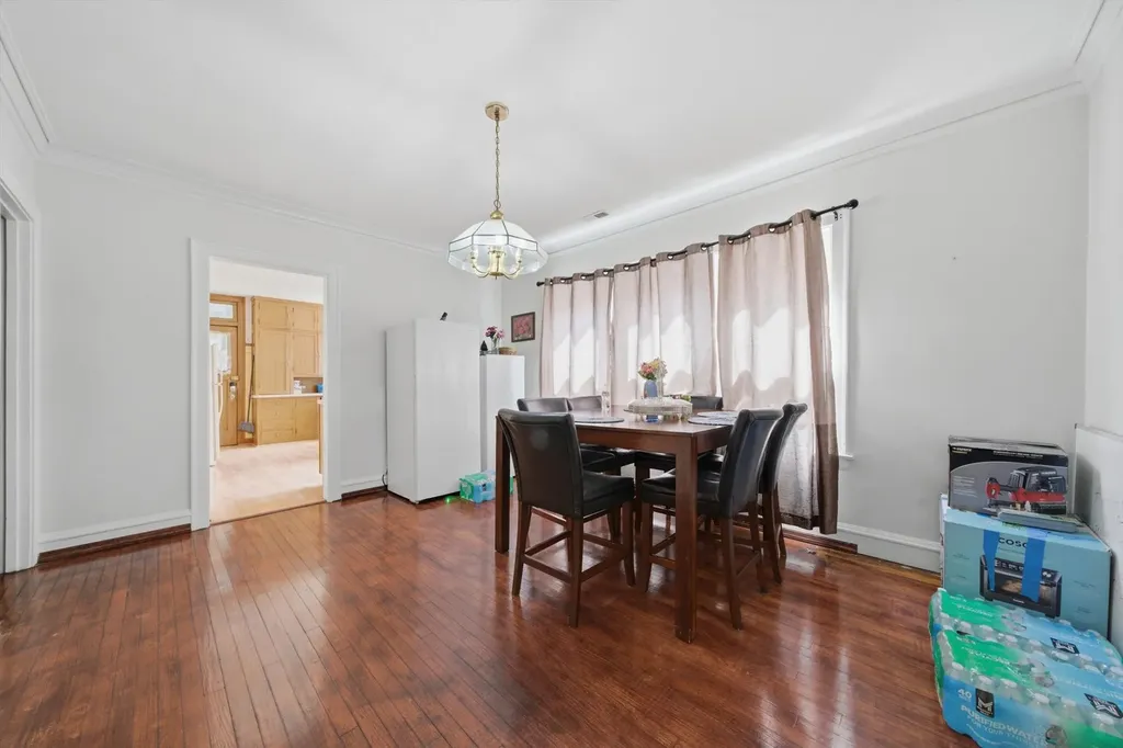 5723 North Talman Avenue Chicago IL 60659