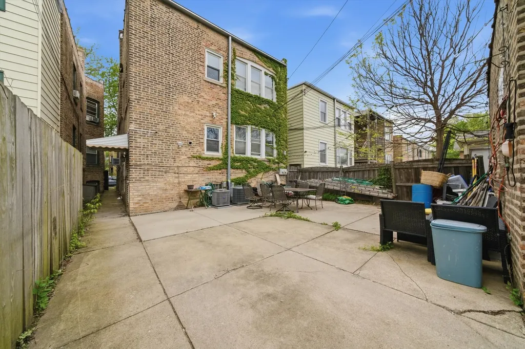 5723 North Talman Avenue Chicago IL 60659