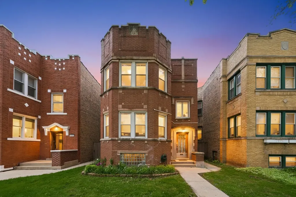 5723 North Talman Avenue Chicago IL 60659