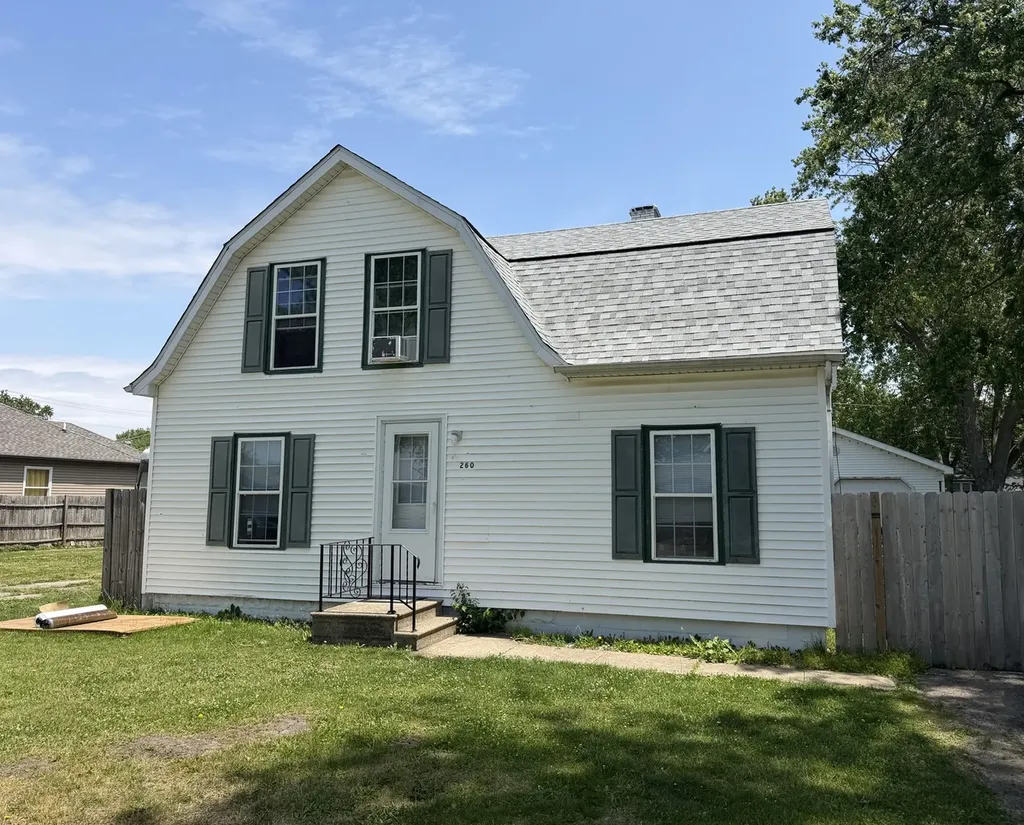 260 North Madison Avenue N Bradley IL 60915