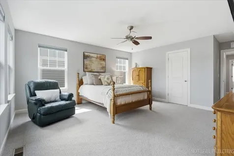 656 Riverbank Drive Geneva IL 60134