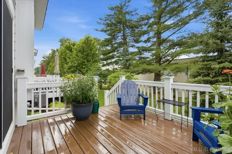 656 Riverbank Drive Geneva IL 60134