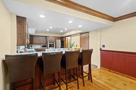 16 Old Barn Road Hawthorn Woods IL 60047