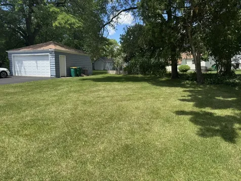 935 Dekalb Avenue Sycamore IL 60178