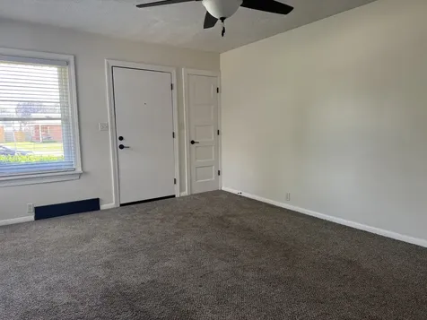 935 Dekalb Avenue Sycamore IL 60178