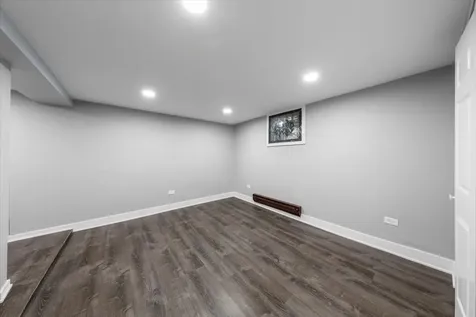 3462 North Sheffield Avenue Chicago IL 60657