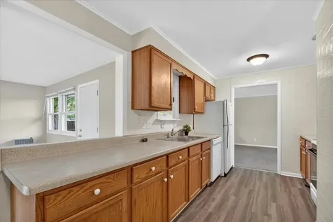 3735 Highcrest Road Rockford IL 61107