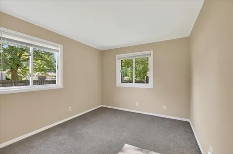 3735 Highcrest Road Rockford IL 61107