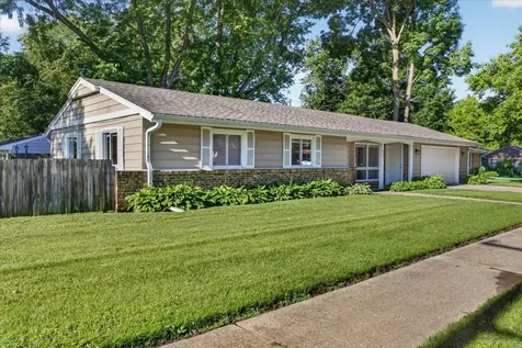 3735 Highcrest Road Rockford IL 61107