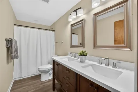 3735 Highcrest Road Rockford IL 61107