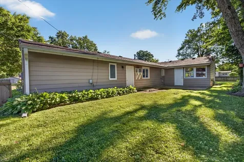 3735 Highcrest Road Rockford IL 61107