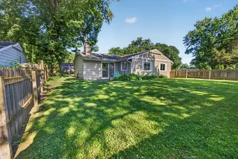 3735 Highcrest Road Rockford IL 61107