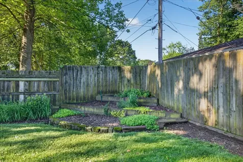 3735 Highcrest Road Rockford IL 61107