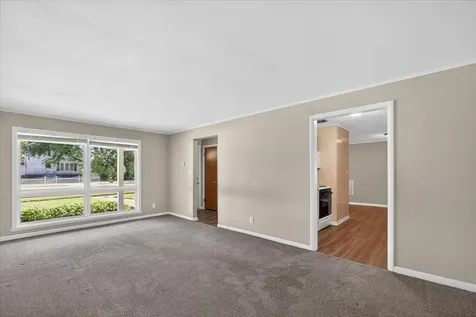 3735 Highcrest Road Rockford IL 61107