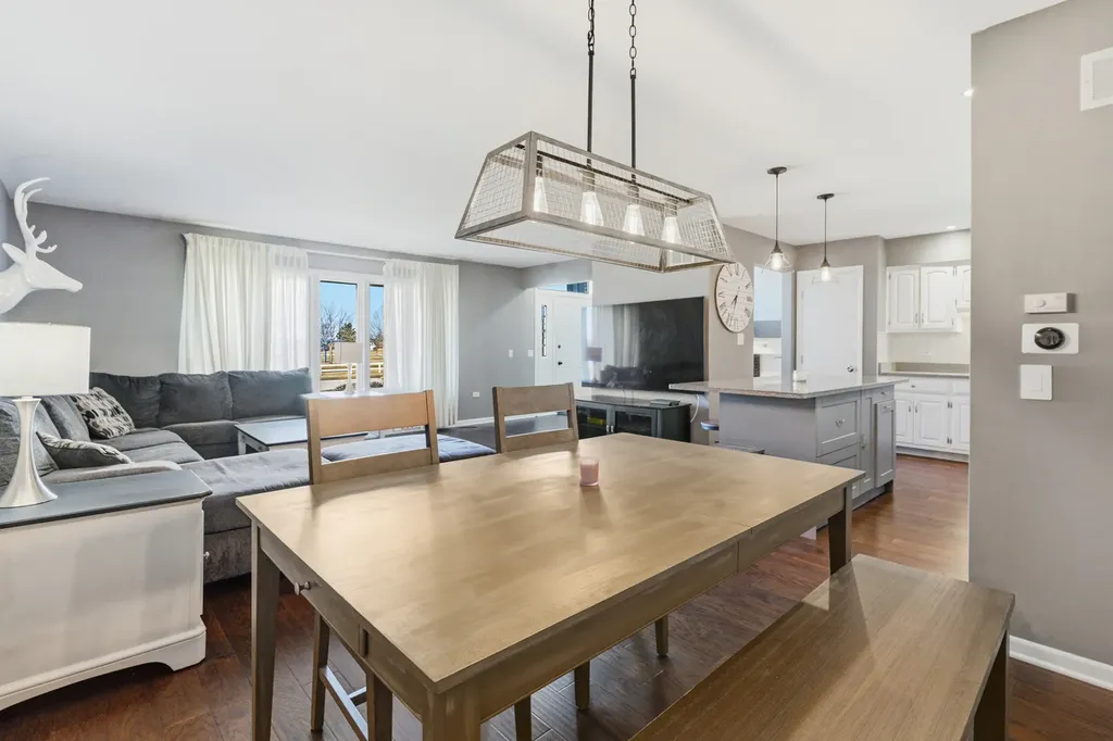 10641 Rachel Lane Orland Park IL 60467