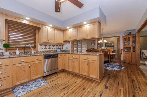 708 North Cherokee Lane Pontiac IL 61764