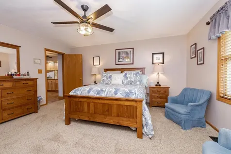 708 North Cherokee Lane Pontiac IL 61764