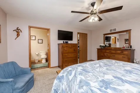 708 North Cherokee Lane Pontiac IL 61764