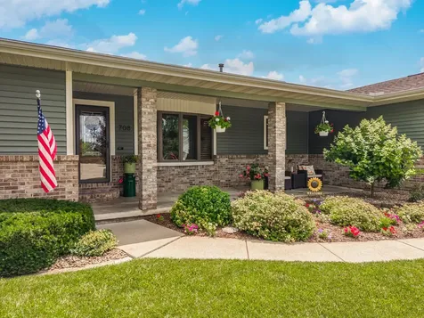 708 North Cherokee Lane Pontiac IL 61764