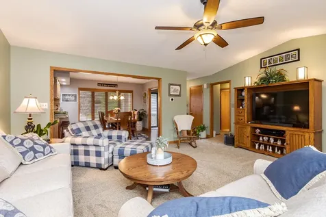 708 North Cherokee Lane Pontiac IL 61764