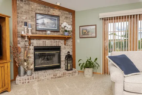 708 North Cherokee Lane Pontiac IL 61764