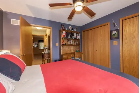 708 North Cherokee Lane Pontiac IL 61764