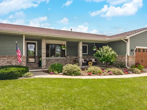 708 North Cherokee Lane Pontiac IL 61764
