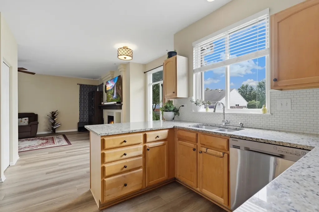 1965 Eastwick Lane Aurora IL 60503