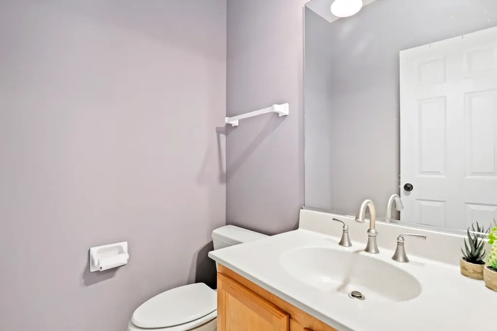 1965 Eastwick Lane Aurora IL 60503