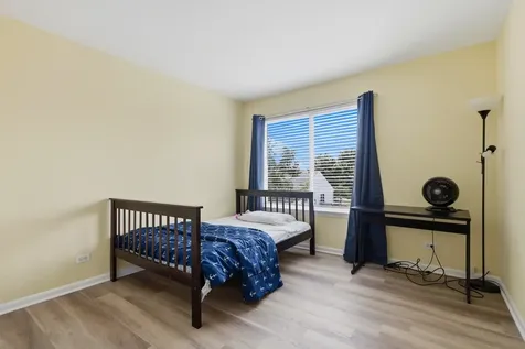 1965 Eastwick Lane Aurora IL 60503