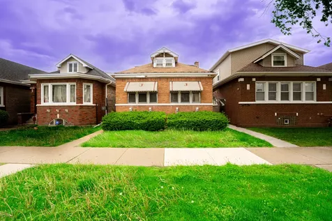 8014 South Perry Avenue Chicago IL 60620