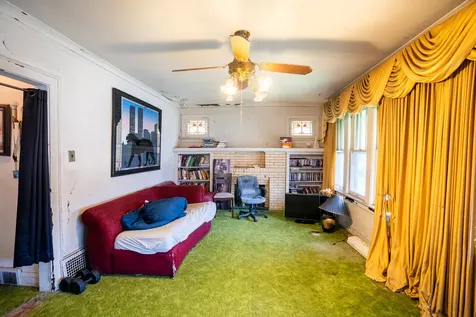 8014 South Perry Avenue Chicago IL 60620