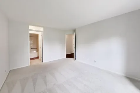 40 Willow Parkway Buffalo Grove IL 60089