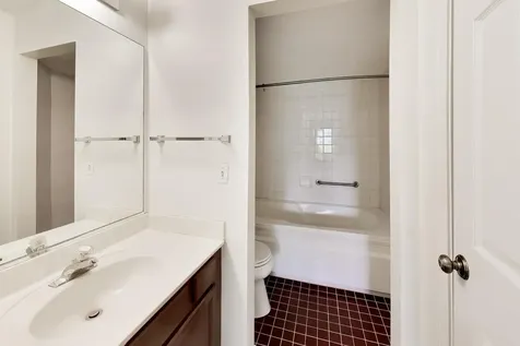 40 Willow Parkway Buffalo Grove IL 60089