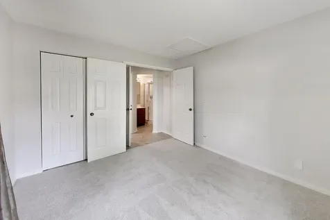 40 Willow Parkway Buffalo Grove IL 60089
