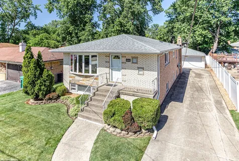8410 Lawler Avenue Burbank IL 60459
