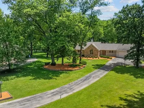 1633 North Sauk Trail Oregon IL 61061