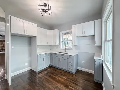 7618 South Carpenter Street Chicago IL 60620