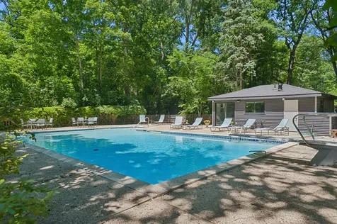 3033 Blackthorn Road Riverwoods IL 60015