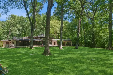 3033 Blackthorn Road Riverwoods IL 60015