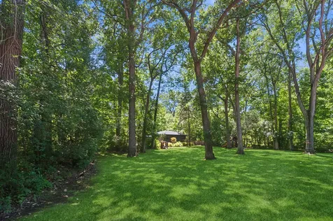3033 Blackthorn Road Riverwoods IL 60015