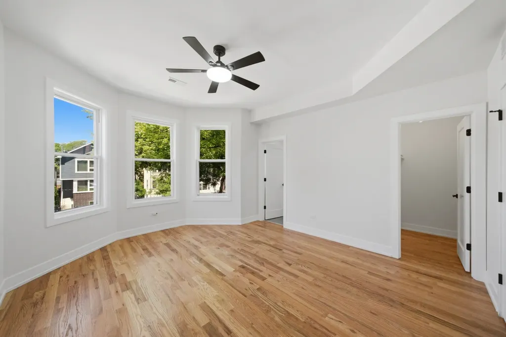 4339 North Monticello Avenue Chicago IL 60618