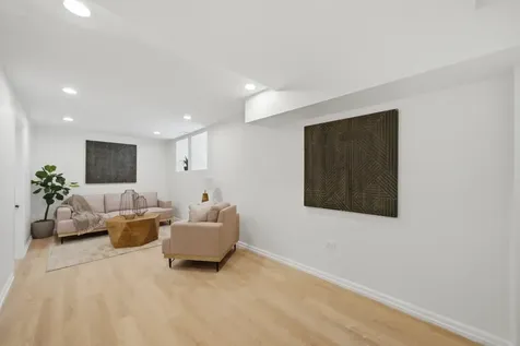 4339 North Monticello Avenue Chicago IL 60618